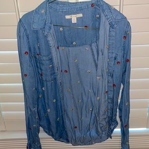 Flower detailed denim long sleeve